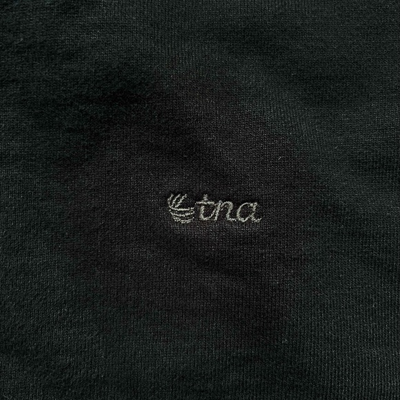 Aritzia TNA ExtraAf Zip Hoodie - Picture 3 of 4